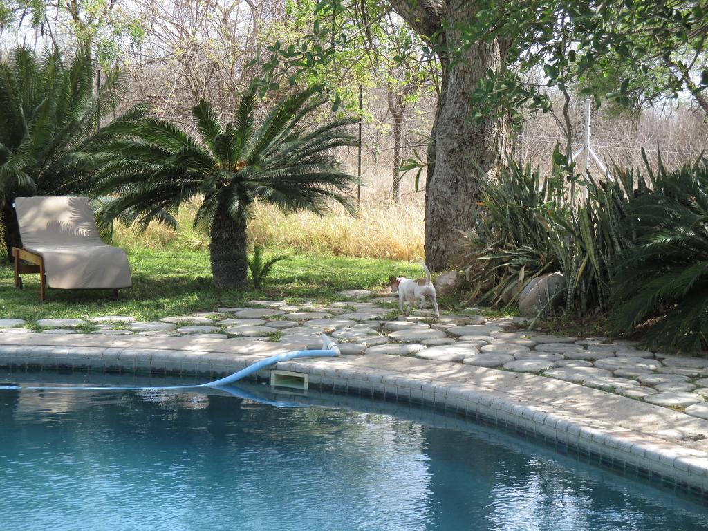 Tingala Lodge - Bed In The Bush Phalaborwa Exterior photo