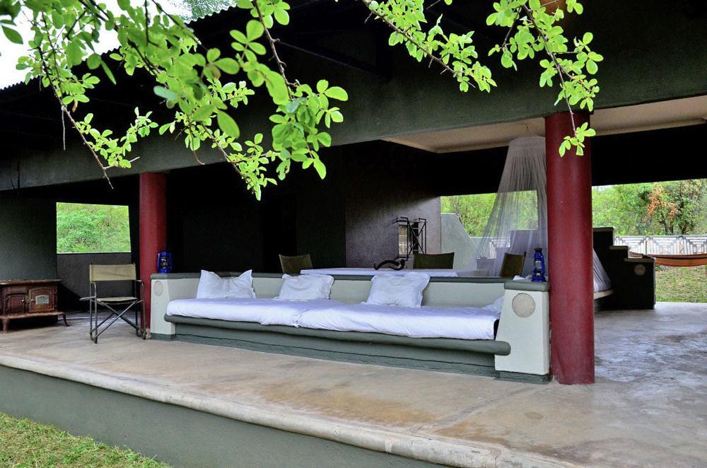 Tingala Lodge - Bed In The Bush Phalaborwa Exterior photo