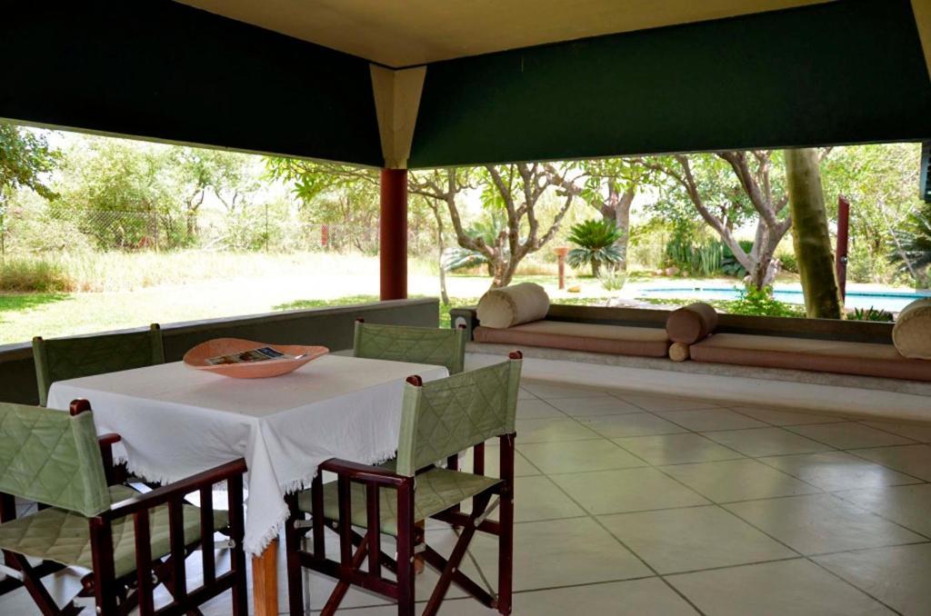 Tingala Lodge - Bed In The Bush Phalaborwa Exterior photo